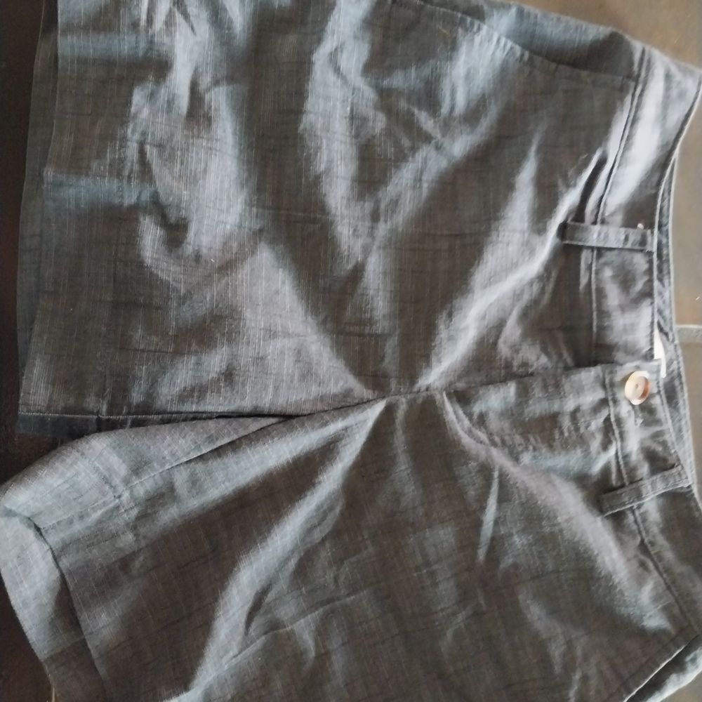 Charcoal Lightweight Lady's Dress Shorts with Pockets